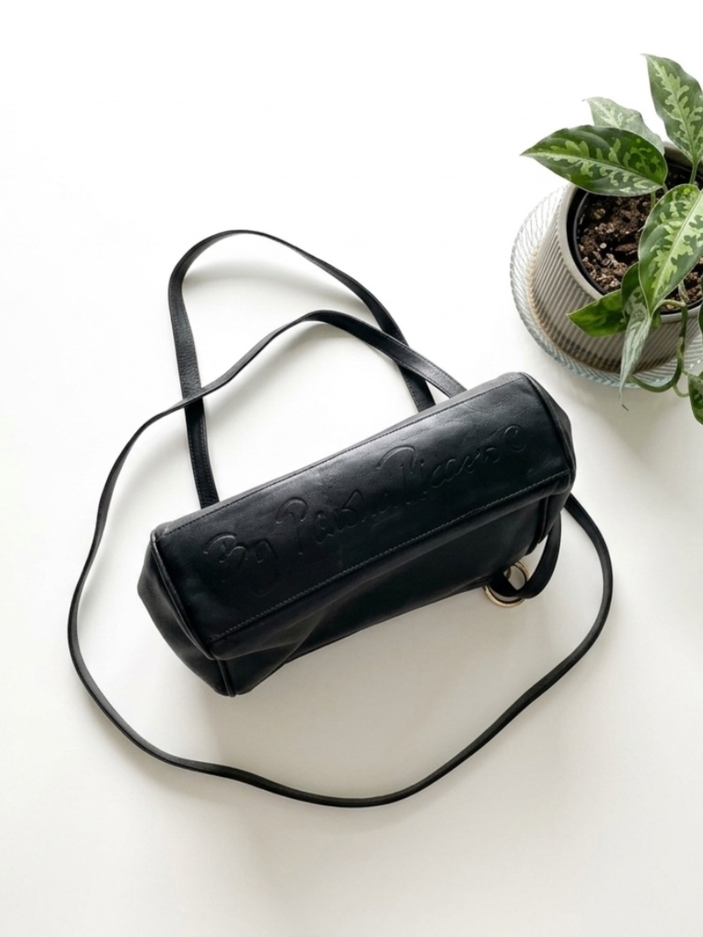 Vintage Paloma Picasso black leather bag with gold hardware 1980s - Picture 5 of 6